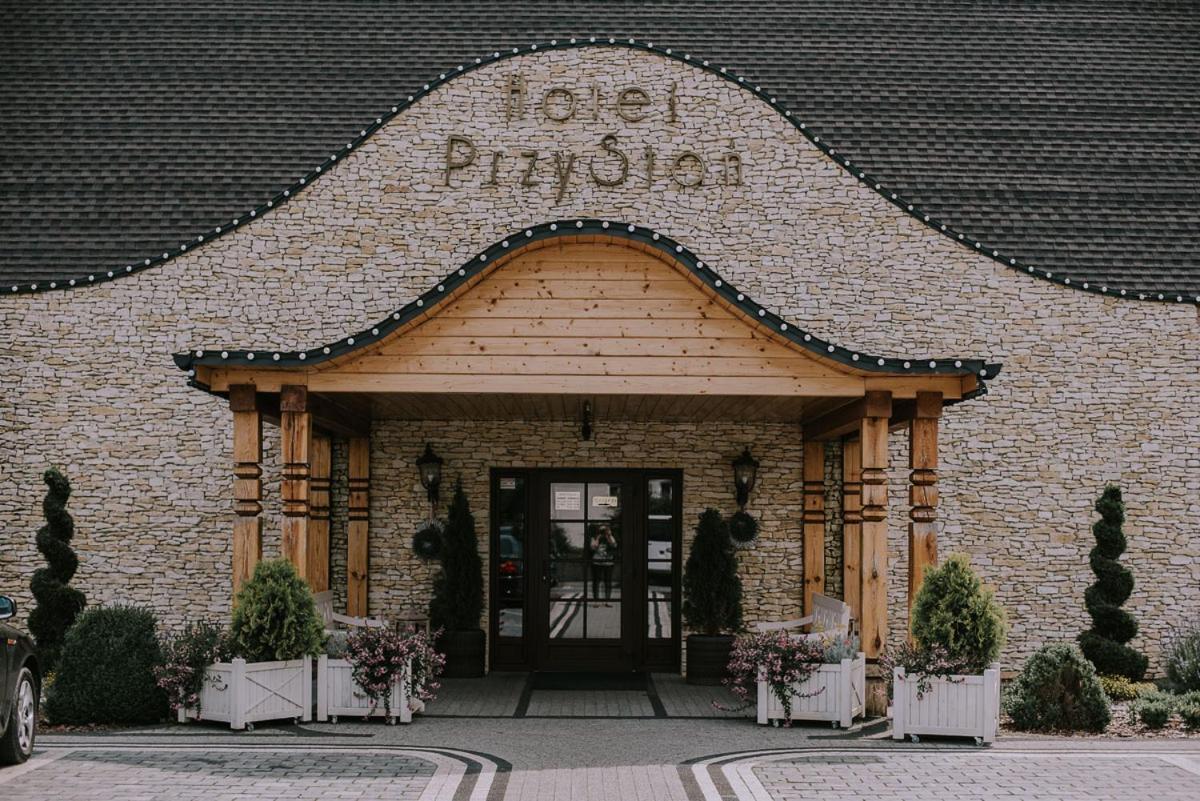 Hotel-Przystan Kikol Exteriör bild
